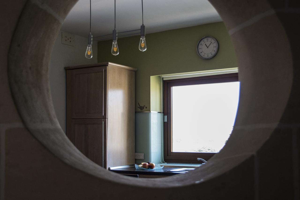 Luxury Apartment - Fort Chambray Ghajnsielem Bagian luar foto
