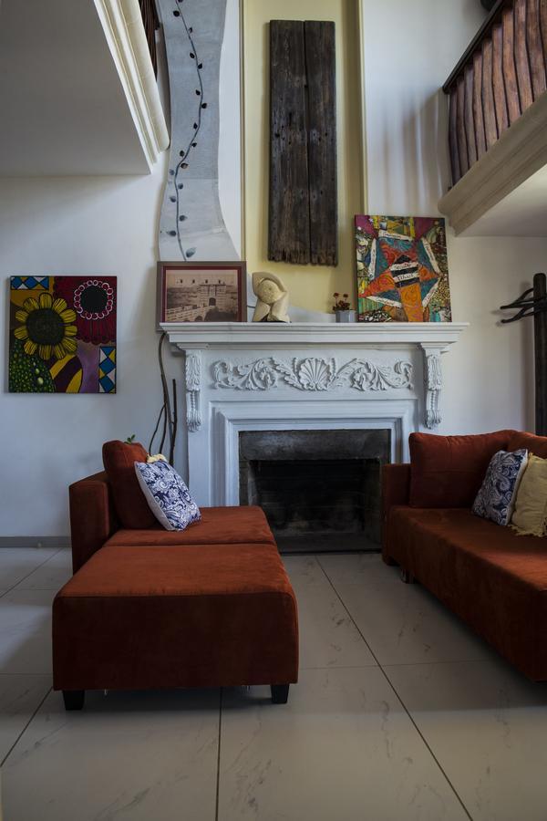 Luxury Apartment - Fort Chambray Ghajnsielem Bagian luar foto
